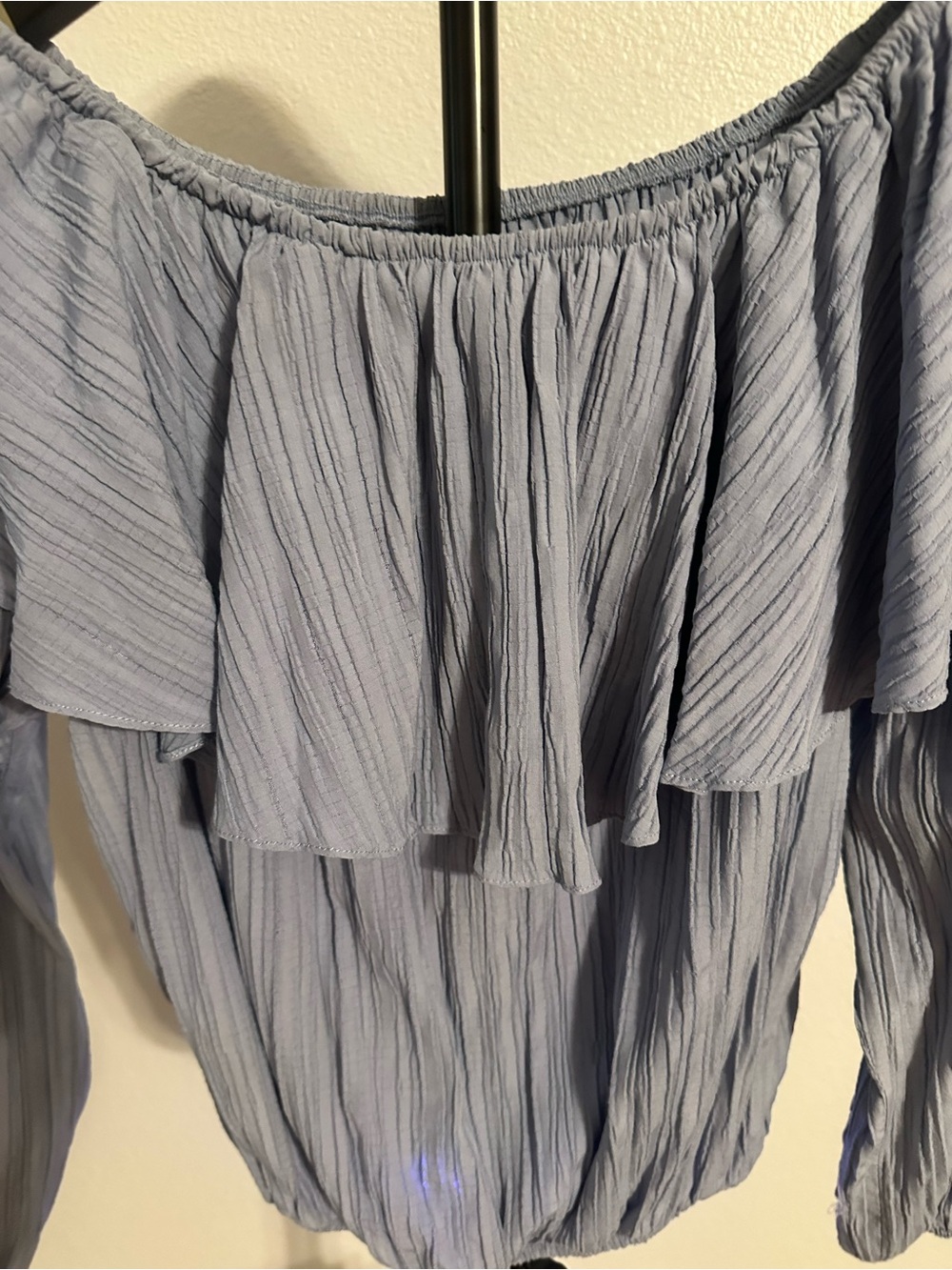 Off-Shoulder Ruffle Long-Sleeve Top - Gray - Picture 2 of 2